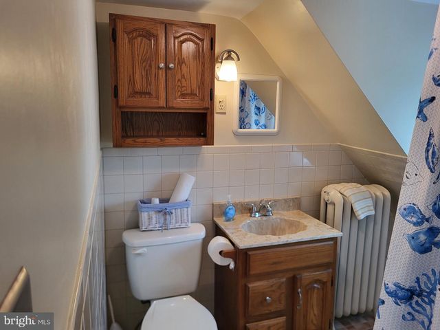 470 GAINSBORO RD, Drexel Hill, PA 19026