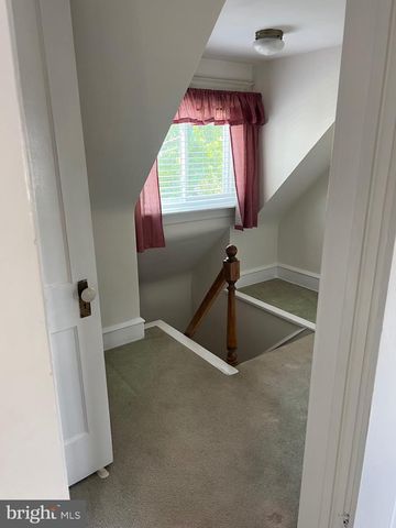 470 GAINSBORO RD, Drexel Hill, PA 19026