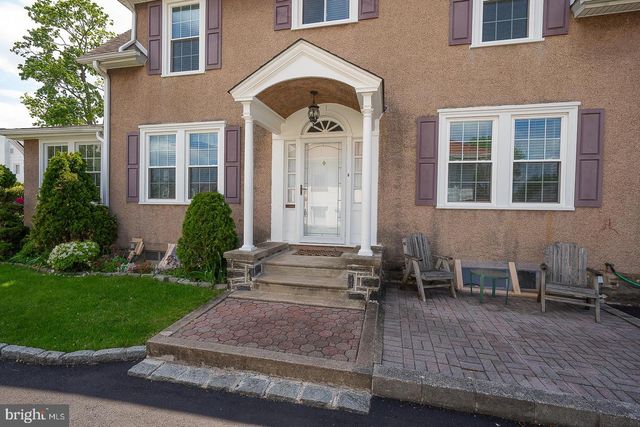 470 GAINSBORO RD, Drexel Hill, PA 19026