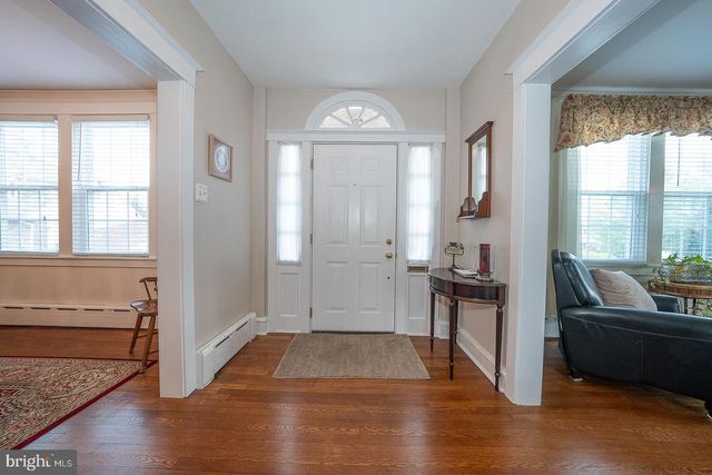 470 GAINSBORO RD, Drexel Hill, PA 19026