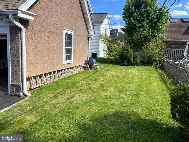 470 GAINSBORO RD, Drexel Hill, PA 19026