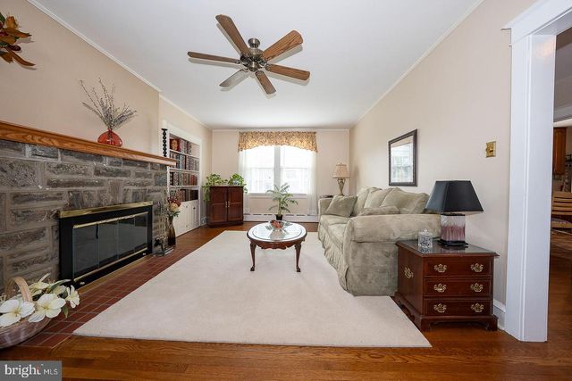 470 GAINSBORO RD, Drexel Hill, PA 19026