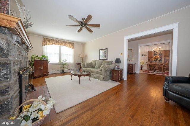 470 GAINSBORO RD, Drexel Hill, PA 19026