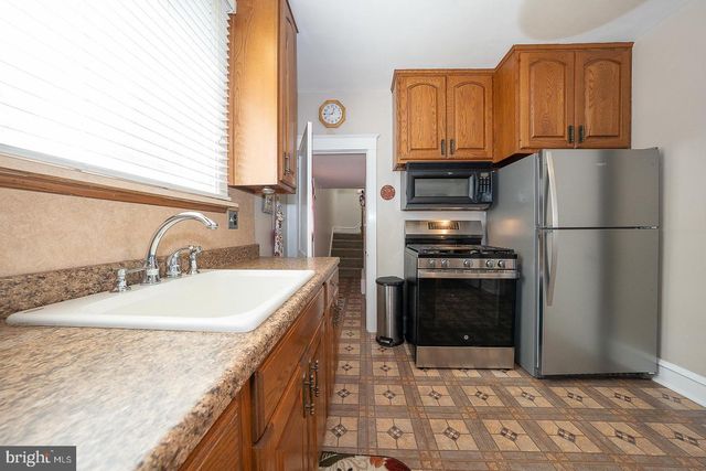 470 GAINSBORO RD, Drexel Hill, PA 19026