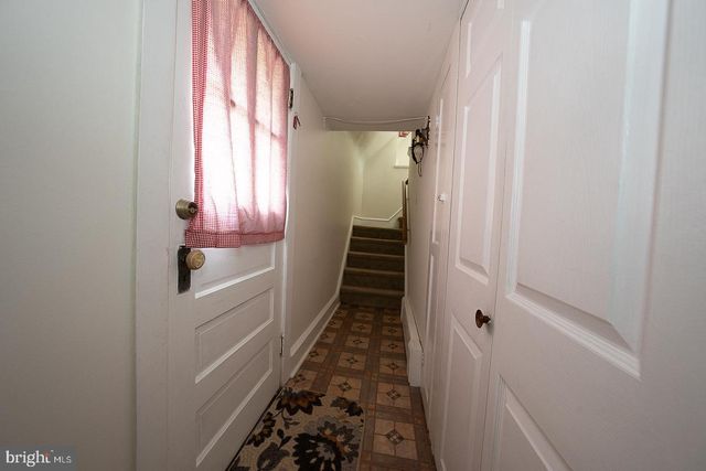 470 GAINSBORO RD, Drexel Hill, PA 19026