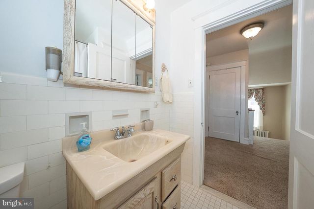 470 GAINSBORO RD, Drexel Hill, PA 19026