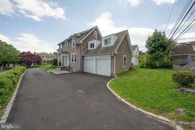 470 GAINSBORO RD, Drexel Hill, PA 19026