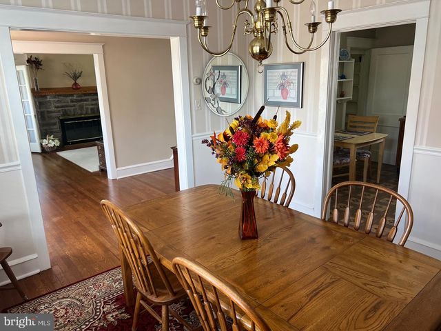 470 GAINSBORO RD, Drexel Hill, PA 19026
