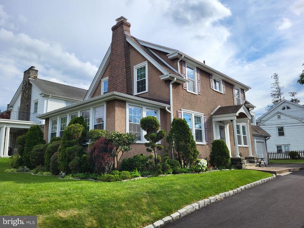 470 GAINSBORO RD, Drexel Hill, PA 19026