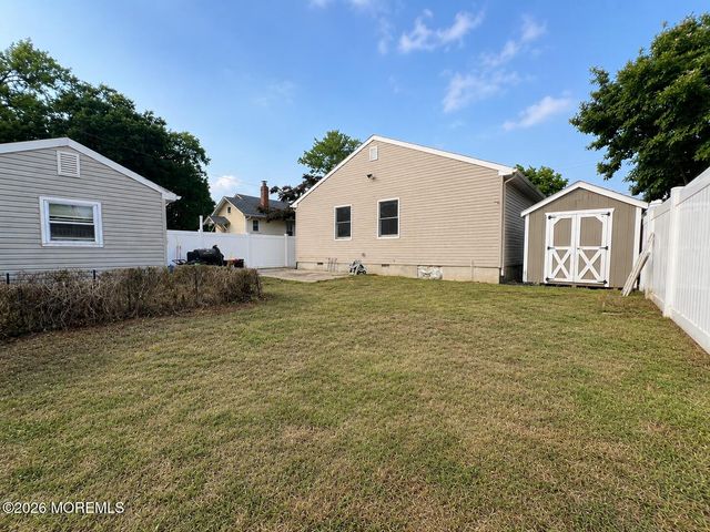 141 Morningside Avenue, North Middletown, NJ 07748
