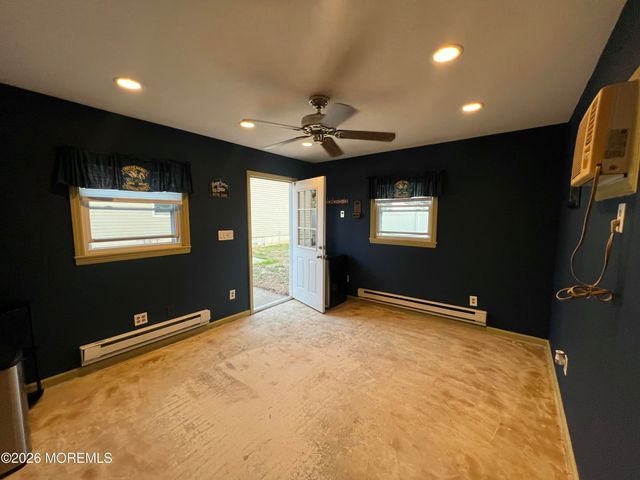 141 Morningside Avenue, North Middletown, NJ 07748