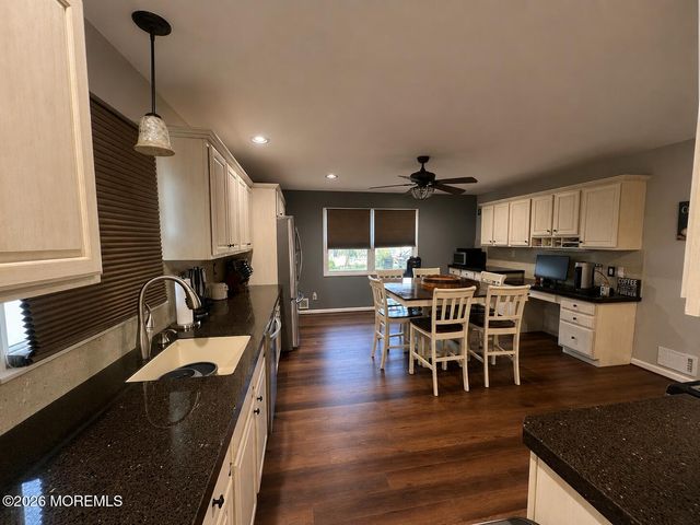 141 Morningside Avenue, North Middletown, NJ 07748