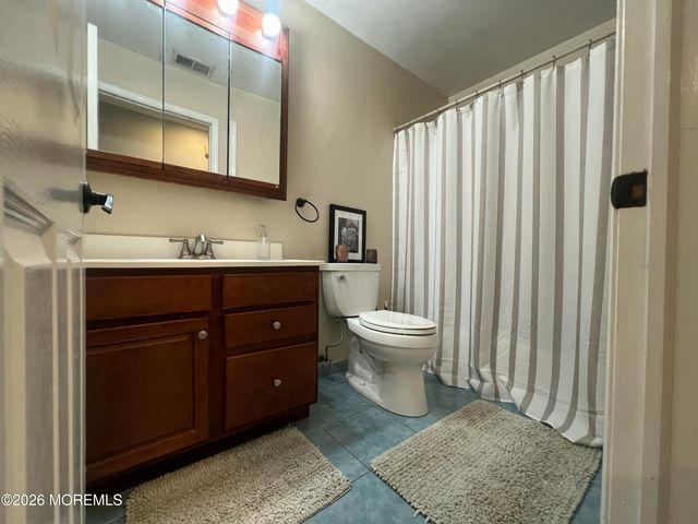 141 Morningside Avenue, North Middletown, NJ 07748
