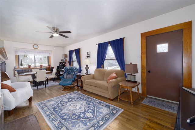 3851 E 25th Street, Des Moines, IA 50317