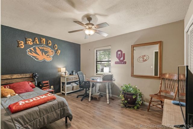 17404 S 324th East Avenue, Coweta, OK 74429
