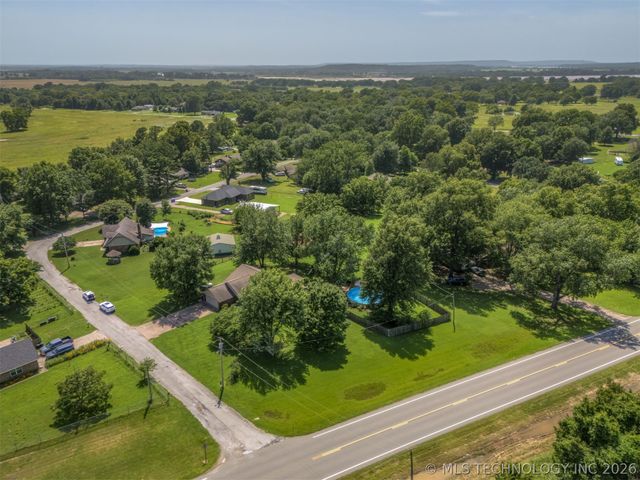 17404 S 324th East Avenue, Coweta, OK 74429