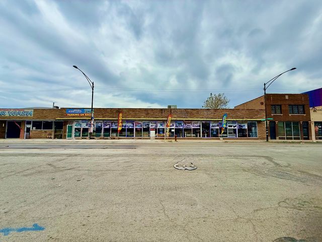 4030 S Archer Avenue, Chicago, IL 60632