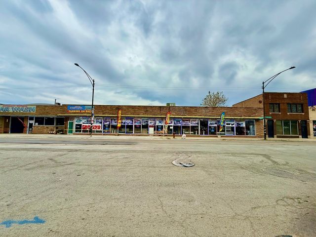 4030 S Archer Avenue, Chicago, IL 60632