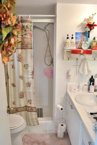 8841 Sunrise Lakes Boulevard 112, Sunrise, FL 33322
