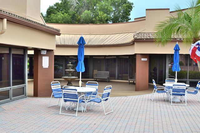 8841 Sunrise Lakes Boulevard 112, Sunrise, FL 33322