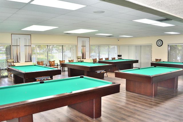 8841 Sunrise Lakes Boulevard 112, Sunrise, FL 33322