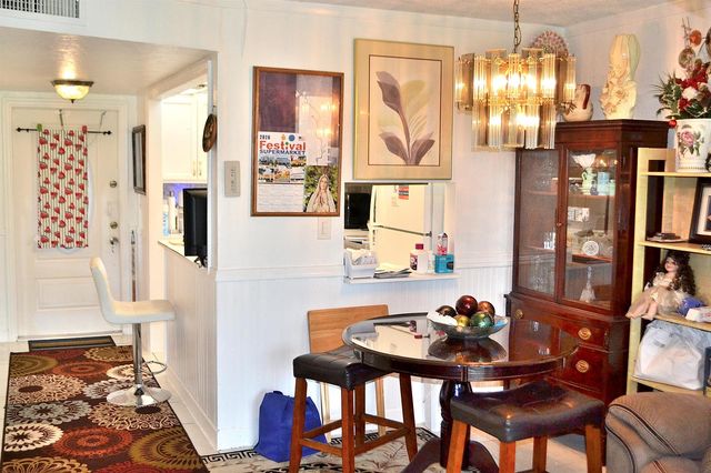8841 Sunrise Lakes Boulevard 112, Sunrise, FL 33322