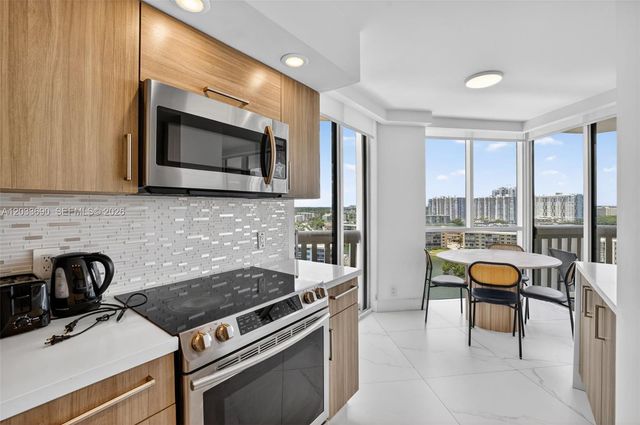 1000 Island Boulevard 1410, Aventura, FL 33160