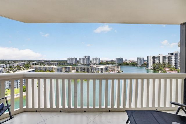 1000 Island Boulevard 1410, Aventura, FL 33160