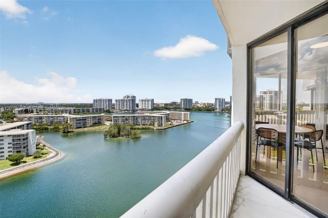 1000 Island Boulevard 1410, Aventura, FL 33160