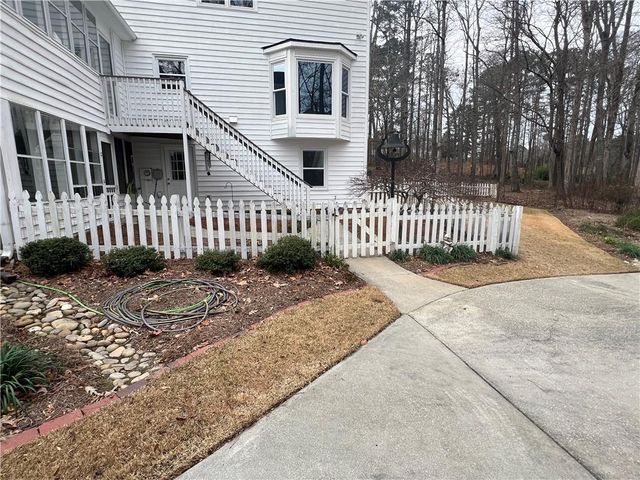 Address unavailable.