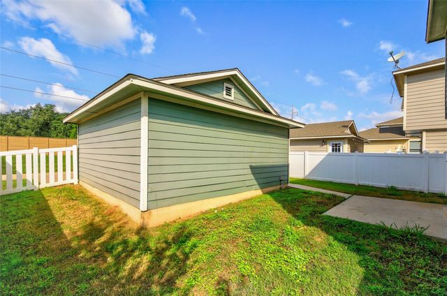1715 Lost Maples LOOP, Cedar Park, TX 78613