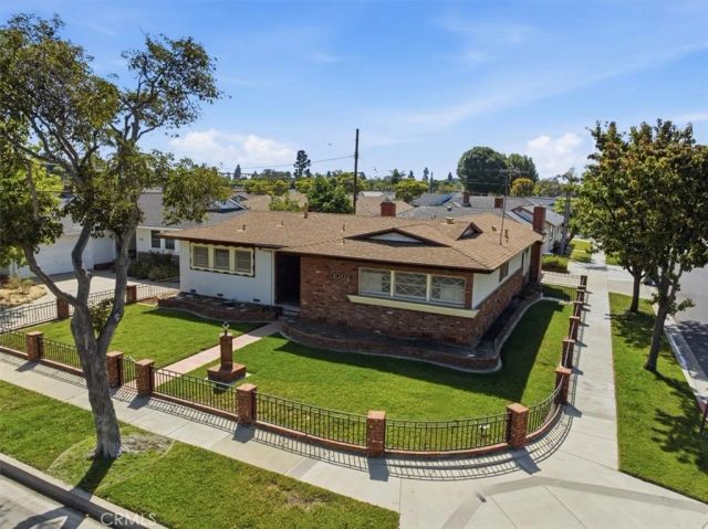 6702 E Pageantry, Long Beach, CA 90808