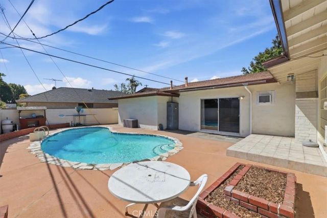 6702 E Pageantry, Long Beach, CA 90808