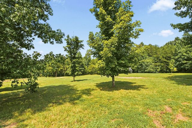 443 Paradise Ln, Mcminnville, TN 37110