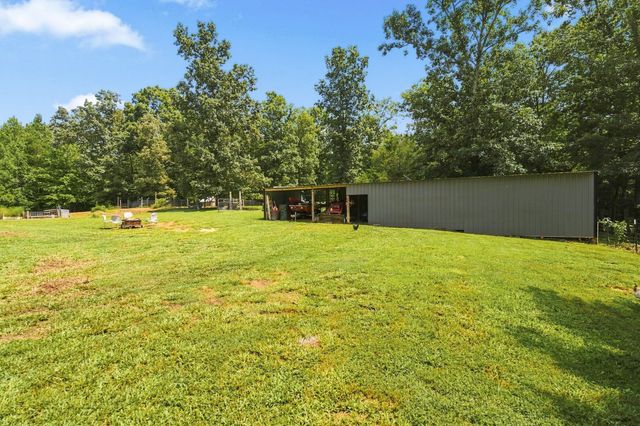 443 Paradise Ln, Mcminnville, TN 37110