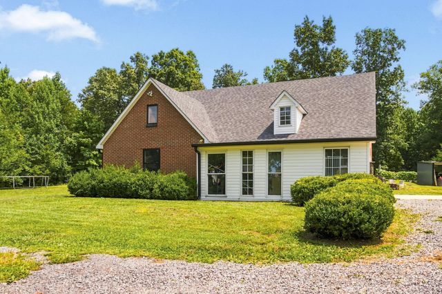 443 Paradise Ln, Mcminnville, TN 37110