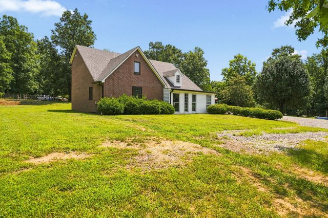 443 Paradise Ln, Mcminnville, TN 37110