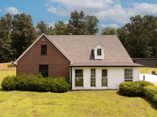 443 Paradise Ln, Mcminnville, TN 37110