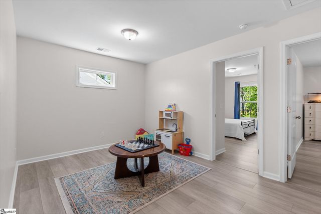 322 Chinchilla Drive, Fountain Inn, SC 29644