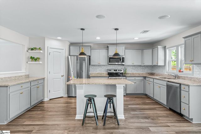 322 Chinchilla Drive, Fountain Inn, SC 29644