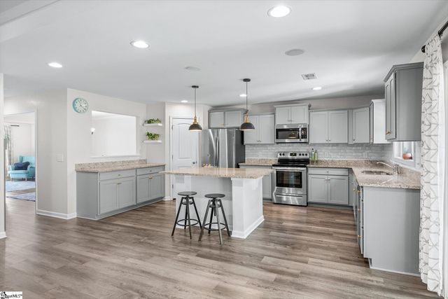 322 Chinchilla Drive, Fountain Inn, SC 29644