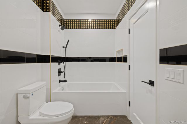 15 Ridge Avenue 205, Spring Valley, NY 10977