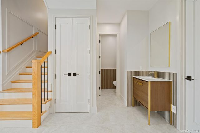 15 Ridge Avenue 205, Spring Valley, NY 10977