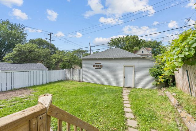 705 Sims Avenue, Saint Paul, MN 55106