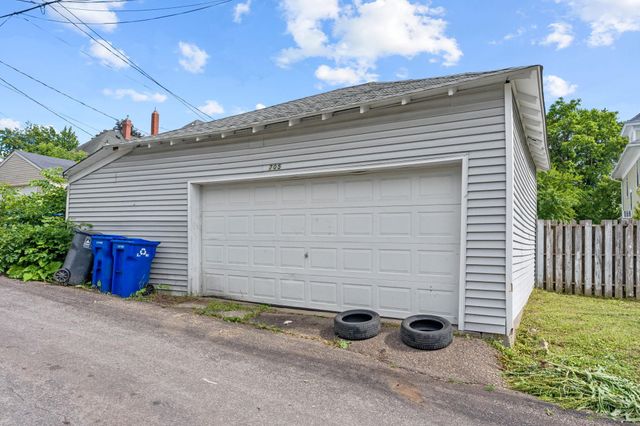 705 Sims Avenue, Saint Paul, MN 55106