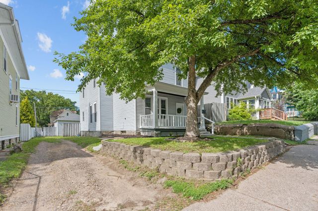 705 Sims Avenue, Saint Paul, MN 55106