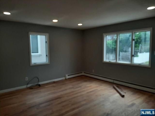 830 River Road, Edgewater, NJ 07020