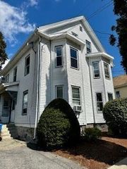 164 Chestnut Street 2, Waltham, MA 02453