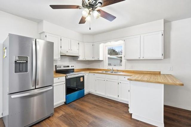 614 Maple Street, Chippewa Falls, WI 54729