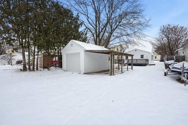 614 Maple Street, Chippewa Falls, WI 54729